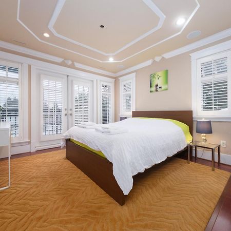 Oakridge Luxury Homestay Vancouver Exteriér fotografie